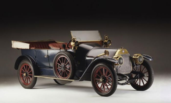 NASLOVNA24-HP-1910-ITA.jpg