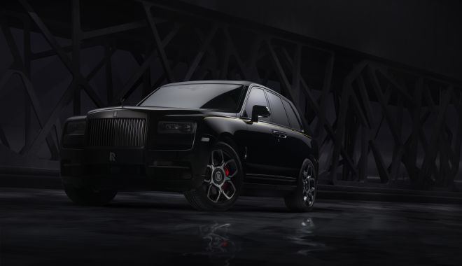 P90375517_highRes_rolls-royce-cullinan.jpg